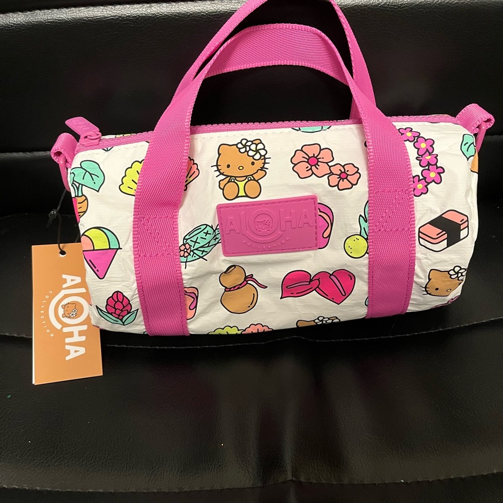 ALOHA Collection x Hello Kitty Mini Duffle - Picture 3 of 4
